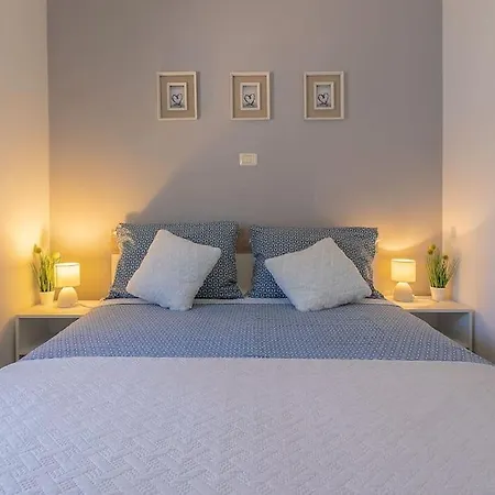 Lovely Veli Vrh Apartment *