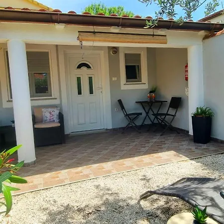 Apartment Lovely Veli Vrh *